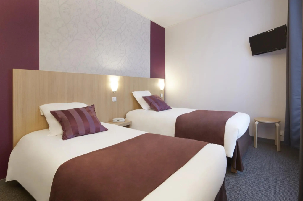Standard Double room (twin beds)
