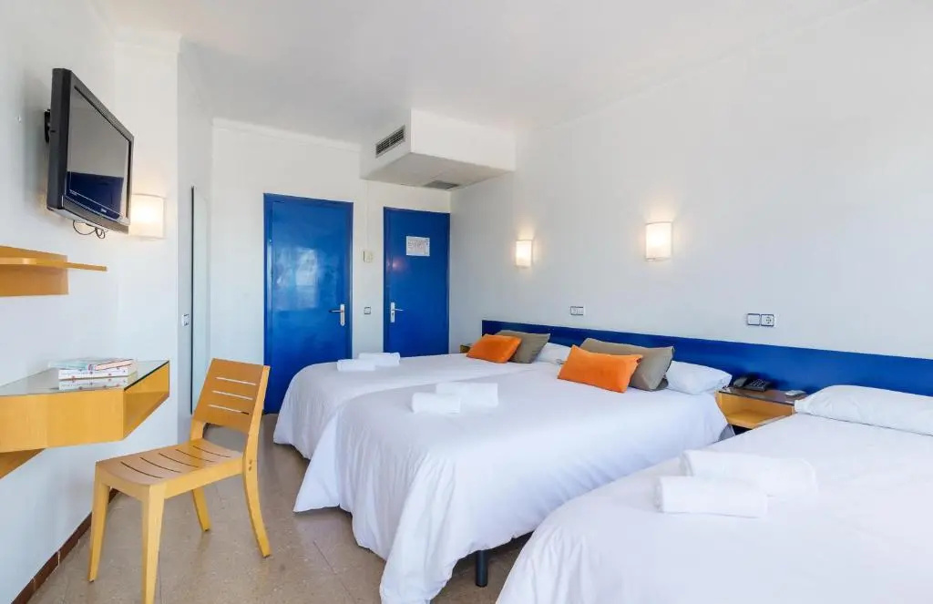 Hotel & Diving les Illes - Chambres
