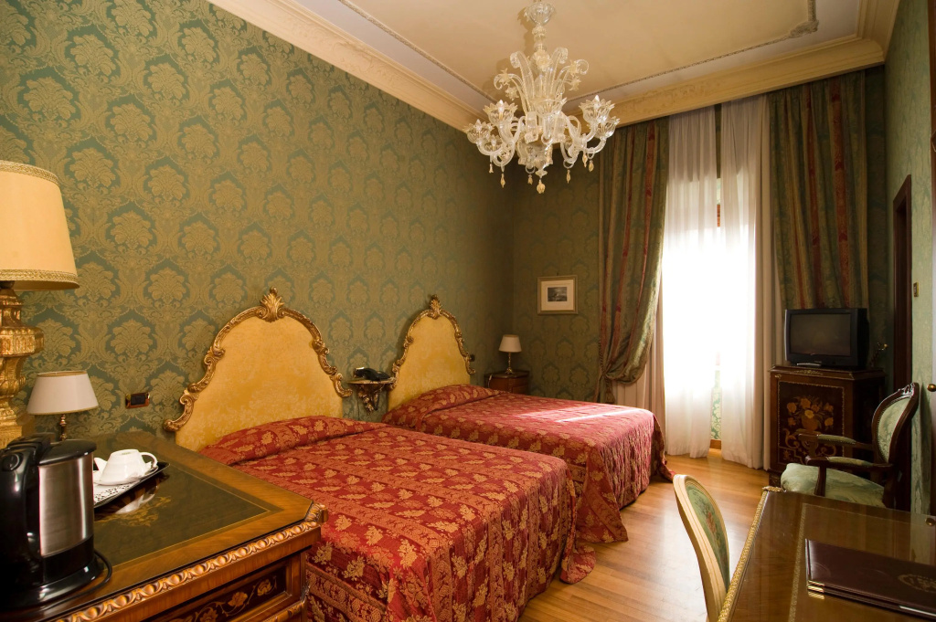 Hotel photo 35