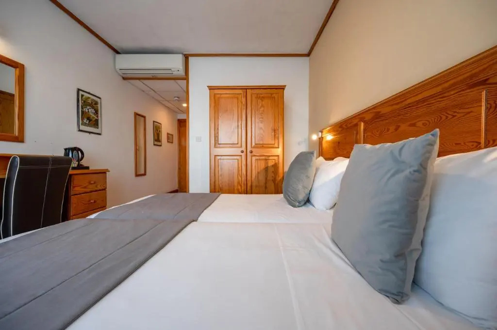Gillieru Harbour Hotel - Chambres
