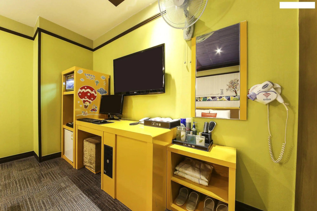 Hotel photo 16