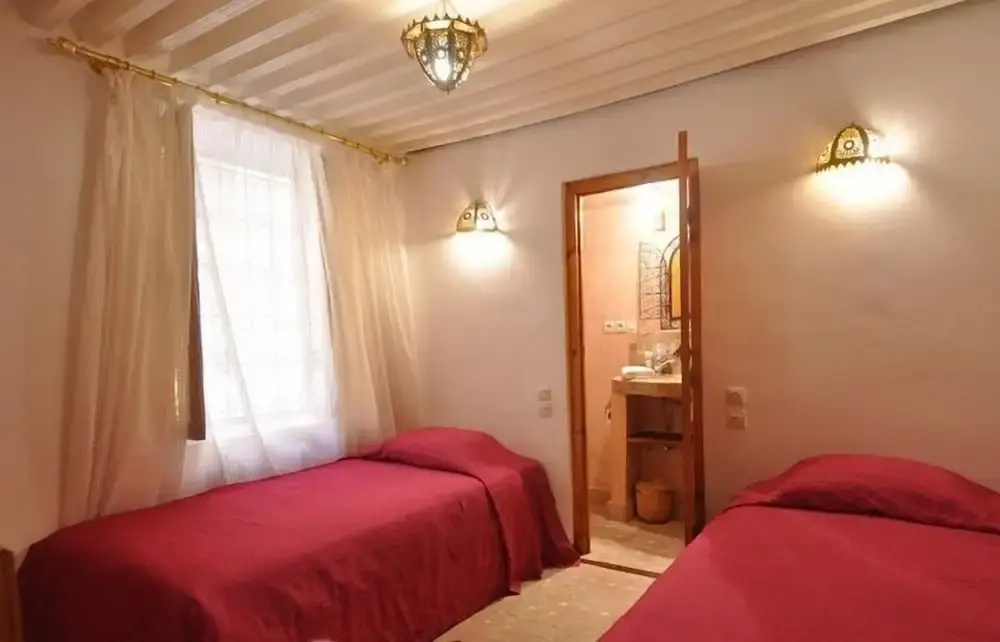 Standard Double room with balcony (twin beds)