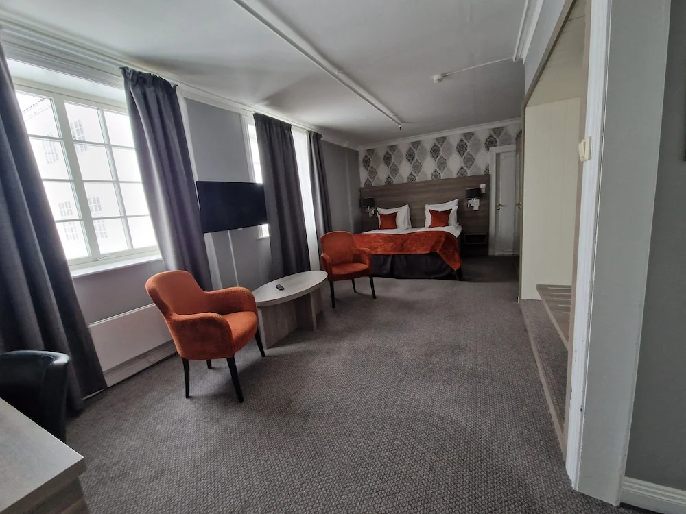 Superior room with balcony