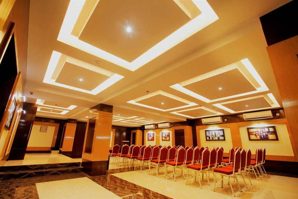 Hotel photo 12