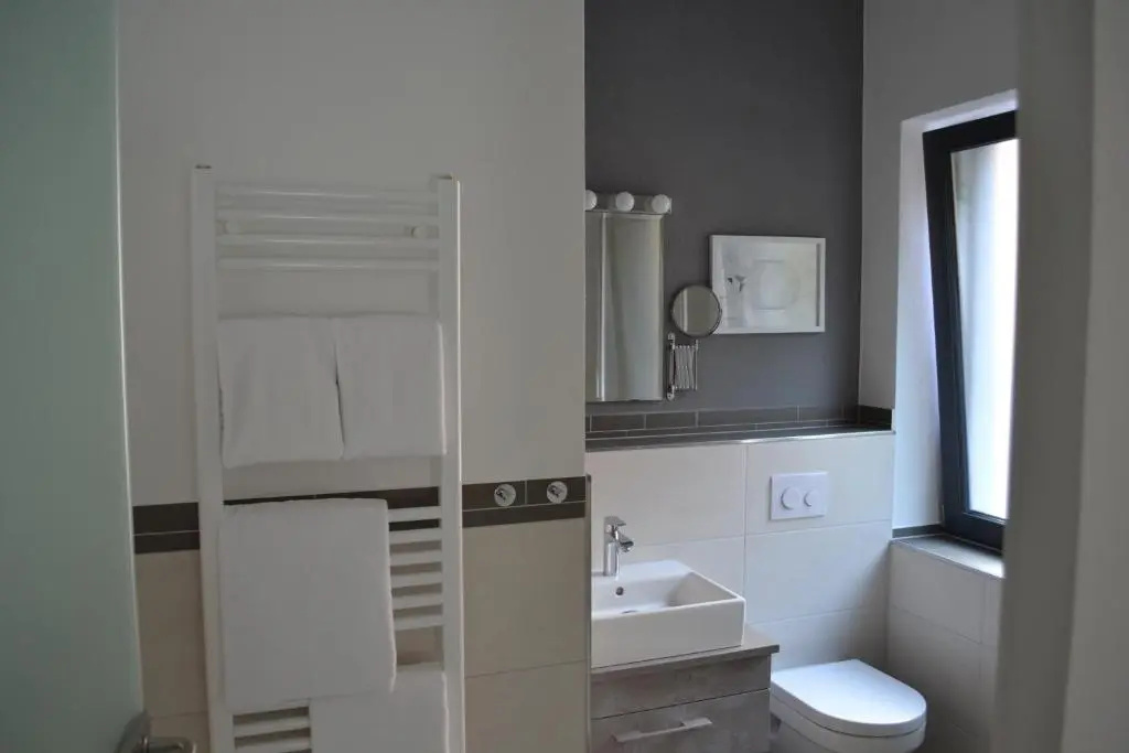 Stilvoll - Café · Bistro · Hotel - Chambres