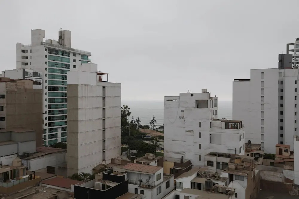 Apt con vista al Mar a una calle del Malecón