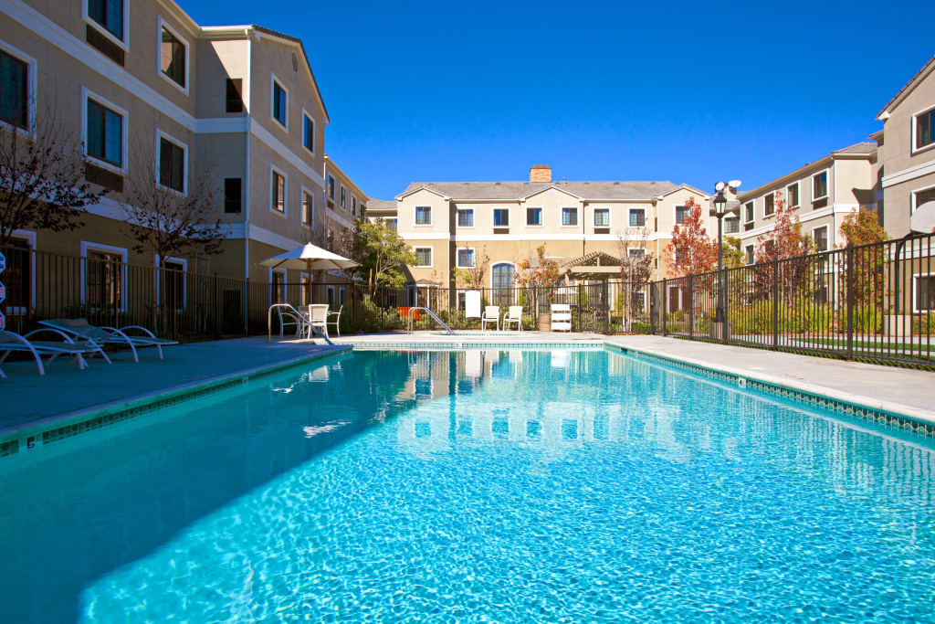 Staybridge Suites Lake Forest by IHG - Général