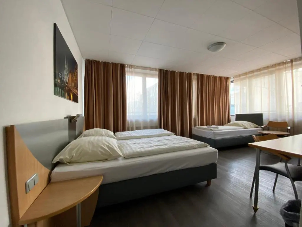 Triple room