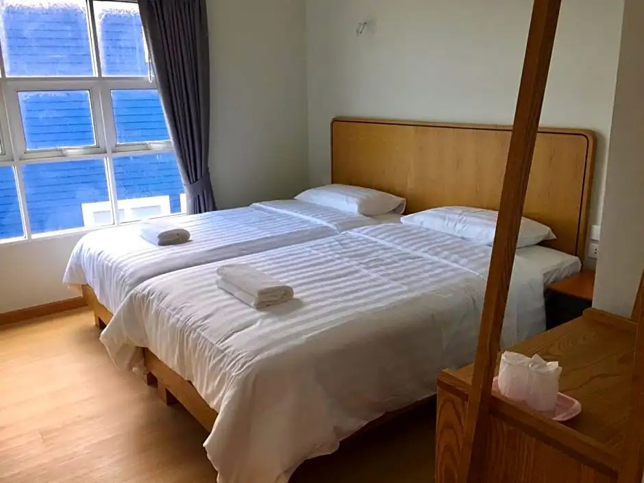 4 Bedrooms Standard room