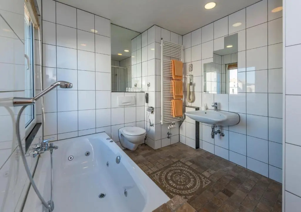 Breslauer Hof - Chambres