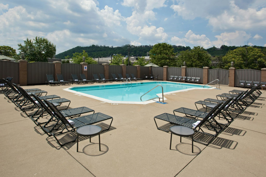 Holiday Inn Cincinnati-Riverfront by IHG - Général