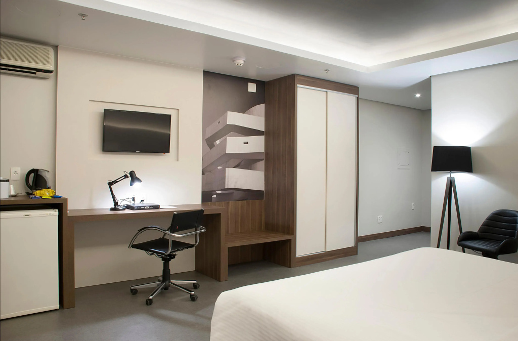 Master Porto Alegre Hotel - Av Carlos Gomes, Proximo Consulado Americano - Général