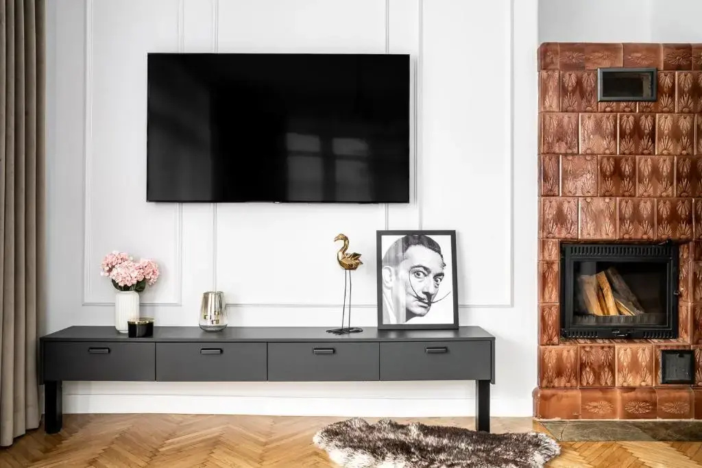 3 Bedrooms Apartment