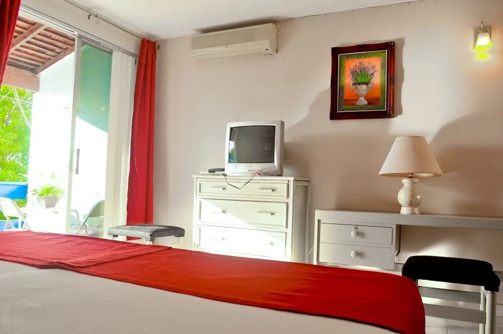 Garden Beach Studios at Montego Bay Club - Chambres