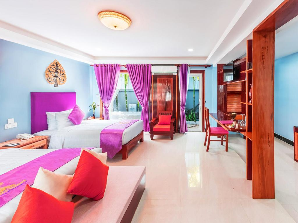 Standard Double room with pool view (twin beds)