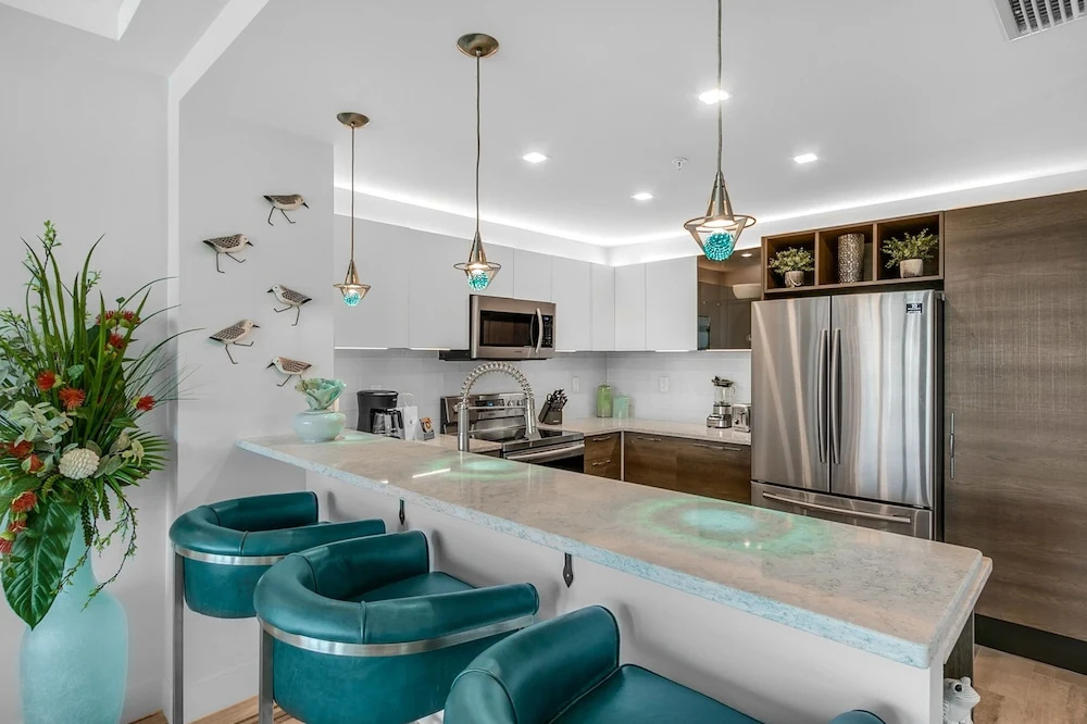 Purple Porpoise at Cape Crossing Marina Resort - Three Bedroom Condo