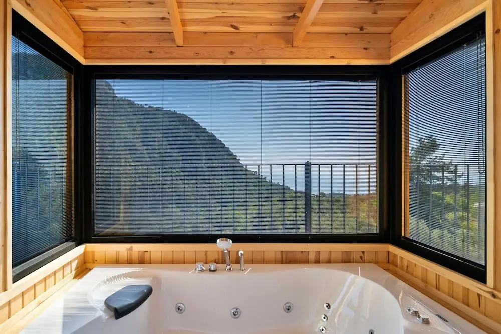 Honeymoon Bungalow With Private Pool and Sea View