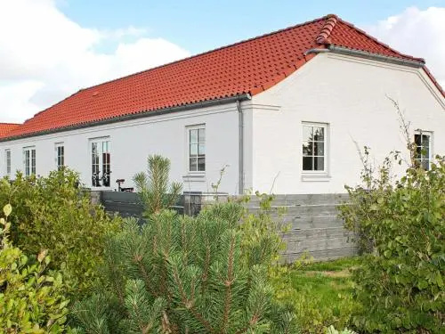 Five-Bedroom Holiday Home in Blåvand 22
