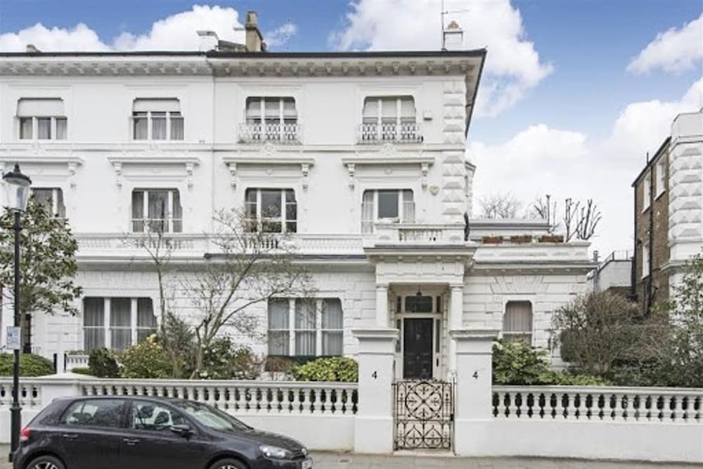 Guestready - Live Like a Lord in a Historic Chelsea Flat