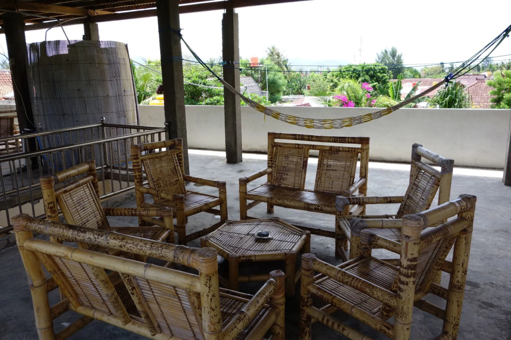 Balcony & Terrace