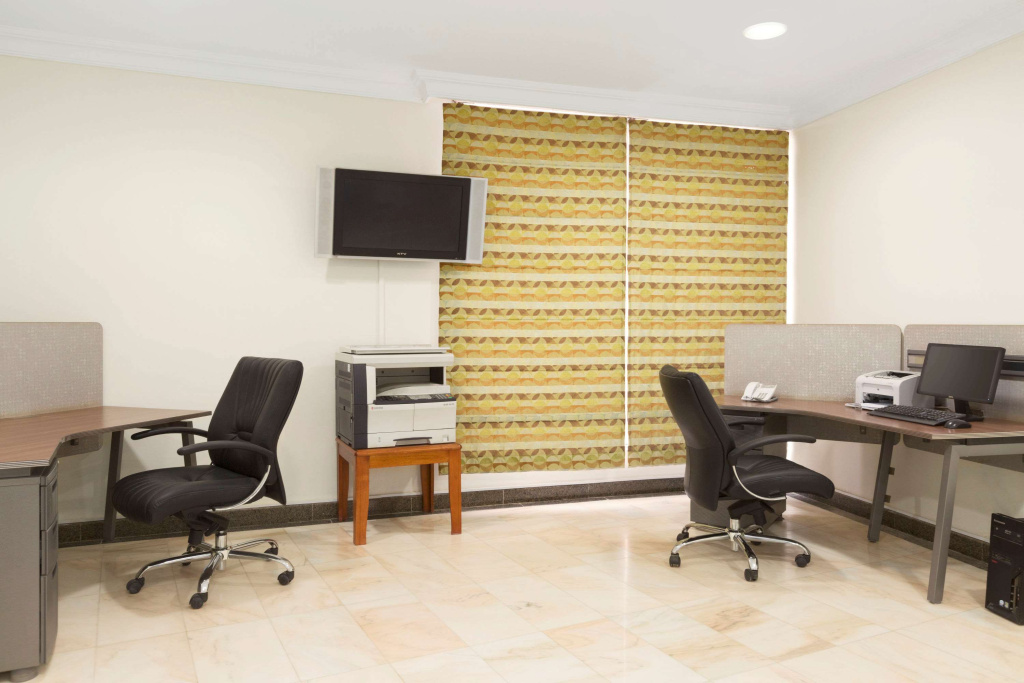Ramada by Wyndham Al Qassim - 3