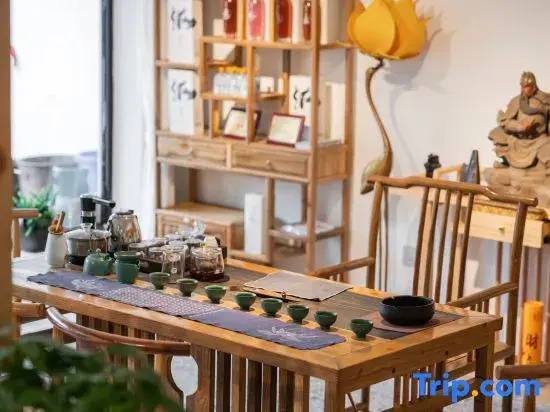 Ya'an Rulai Courtyard · Tangchen Private Hot Spring Homestay