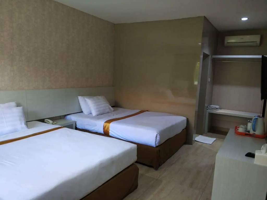 Standard Double room (twin beds)