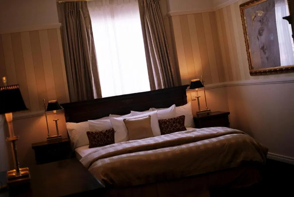 Executive Double Suite (full double bed)