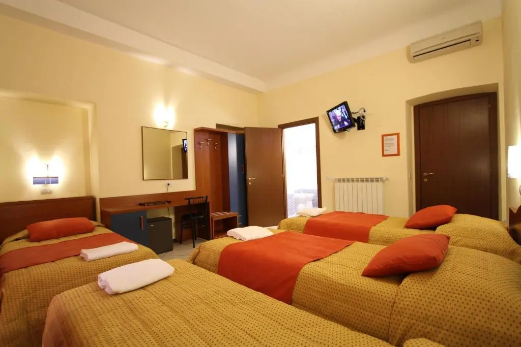 Standard Quadruple room