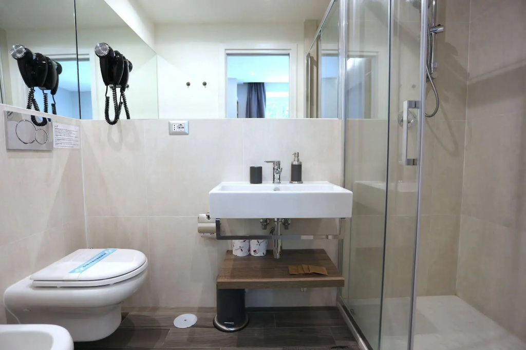 Hotel photo 25