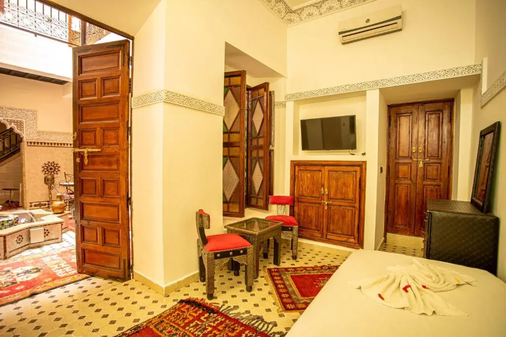 Comfort room