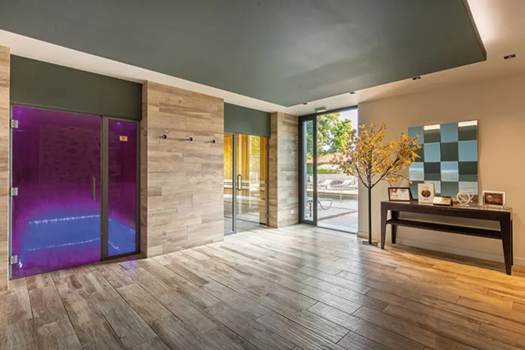 Château de Champlong by null