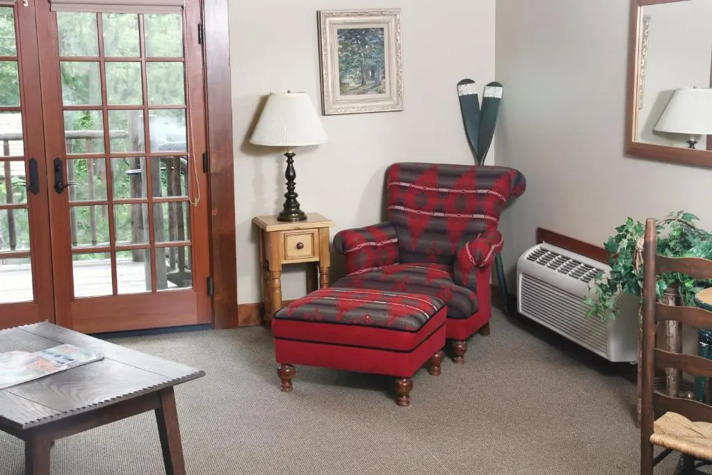 Standard Double room with balcony (full double bed)