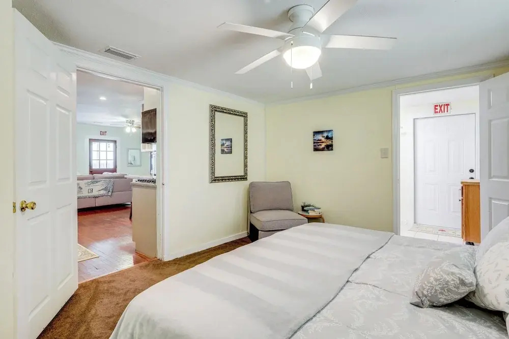 Walkable Home w/ Porch in Dtwn St Marys! - фото 13
