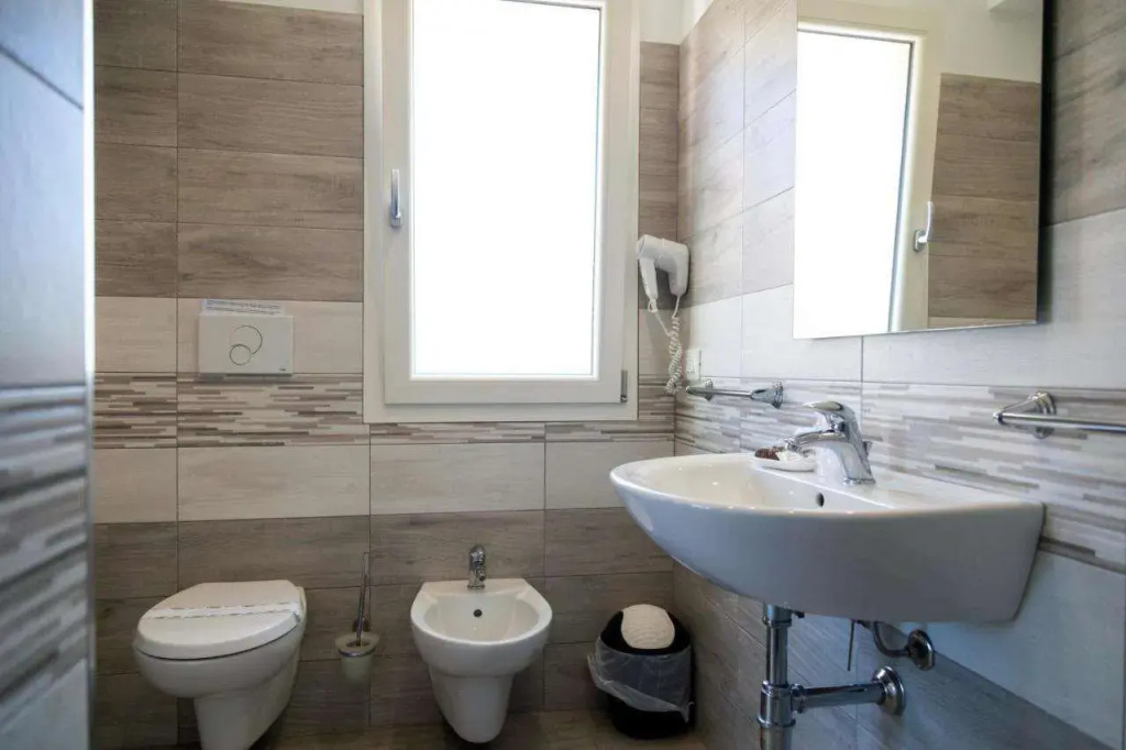 Hotel photo 28