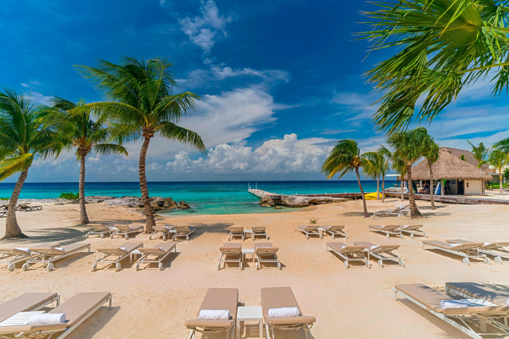 Beach & Waterfront