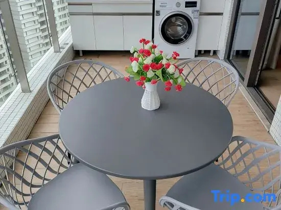 Husihaixiang Homestay (Donghu Digital Town)