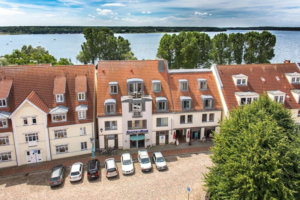 Hotel Kleines Meer by null