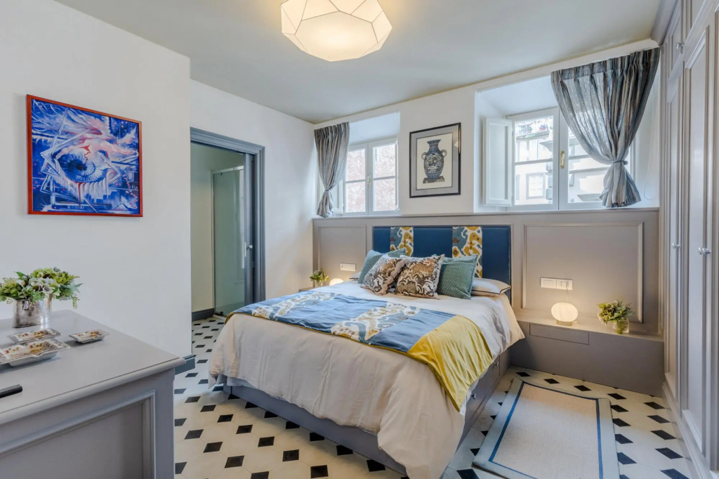 Gimber Tales a First Floor Apartment
