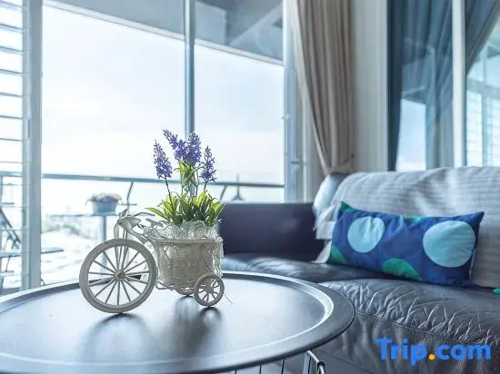 Private 5 star home @ Sky.Pod