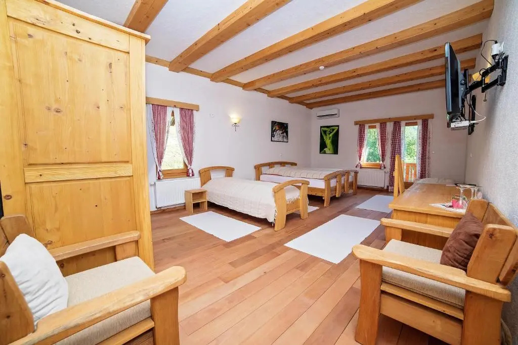 Standard Quadruple room
