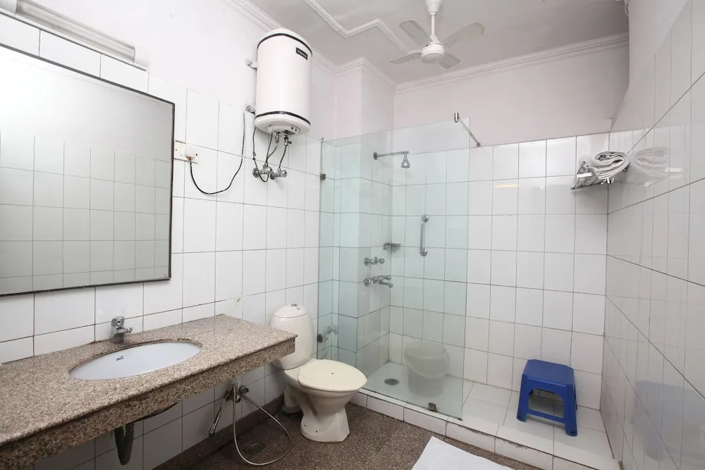 OYO 358 Hotel Golden Leaf - Chambres