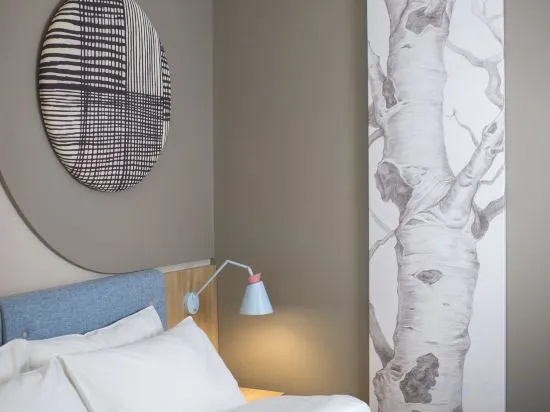 Home Inn·neo (Nanning Qingxiu Wanda Dongge Road Metro Station Branch) — 4