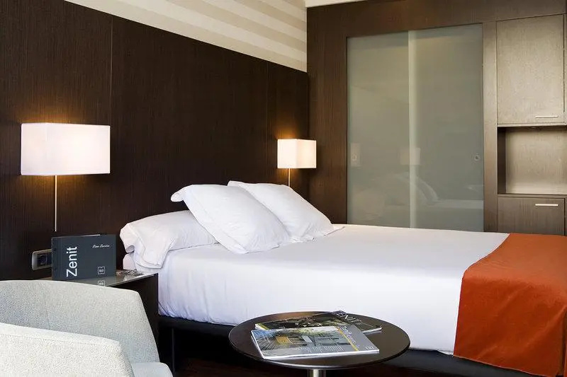 Hotel Zenit Pamplona - Chambres