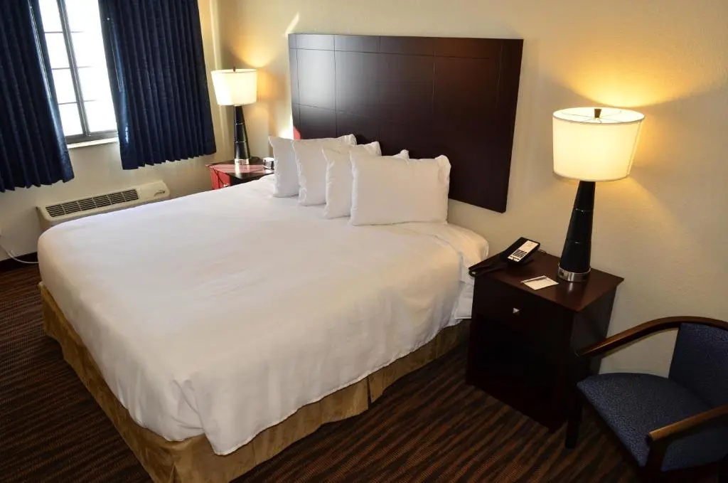 Cobblestone Inn & Suites - Holstein - Chambres