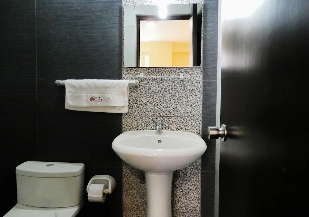 Hotel Plaza by DOT Light - Chambres