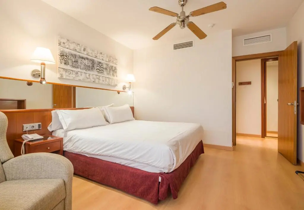 Ilunion Les Corts Spa Hotel - Chambres
