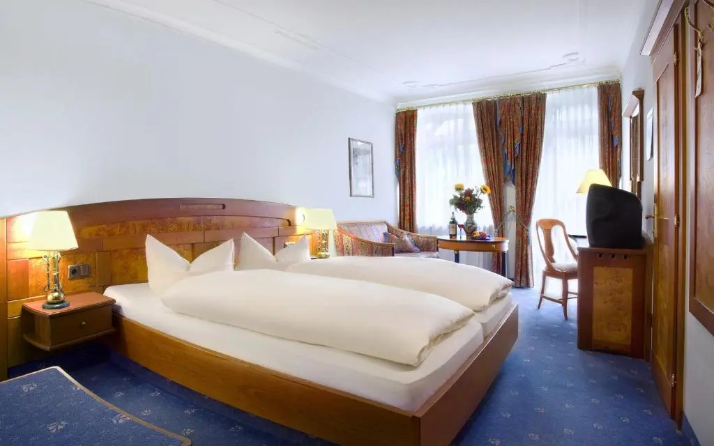 Post Hotel Mittenwald - Chambres