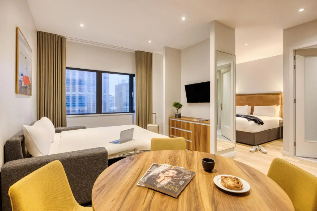 PREMIER SUITES PLUS Rotterdam - фото 39