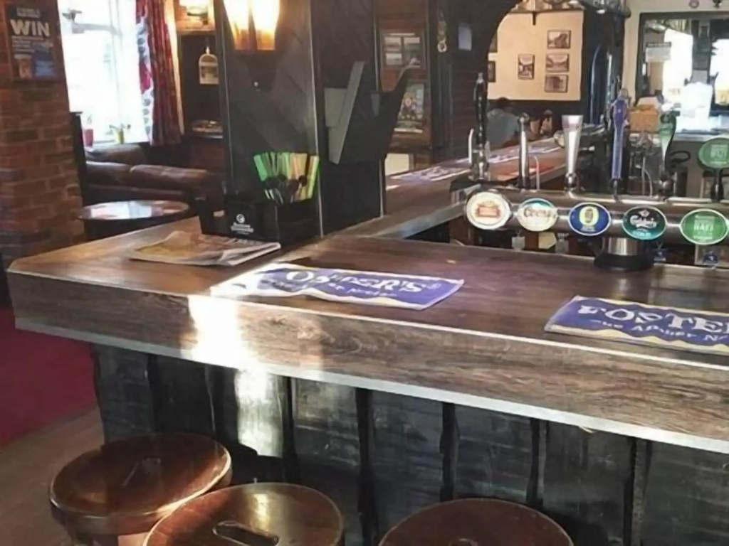 Lamb Inn Ringwood Limited - Général